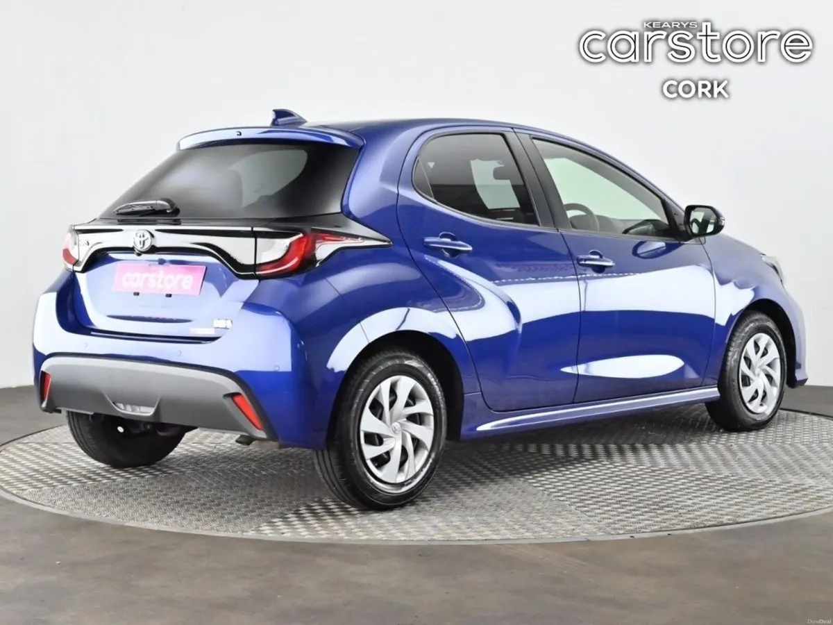 Toyota Yaris 1.5 Hybrid Auto - Image 5