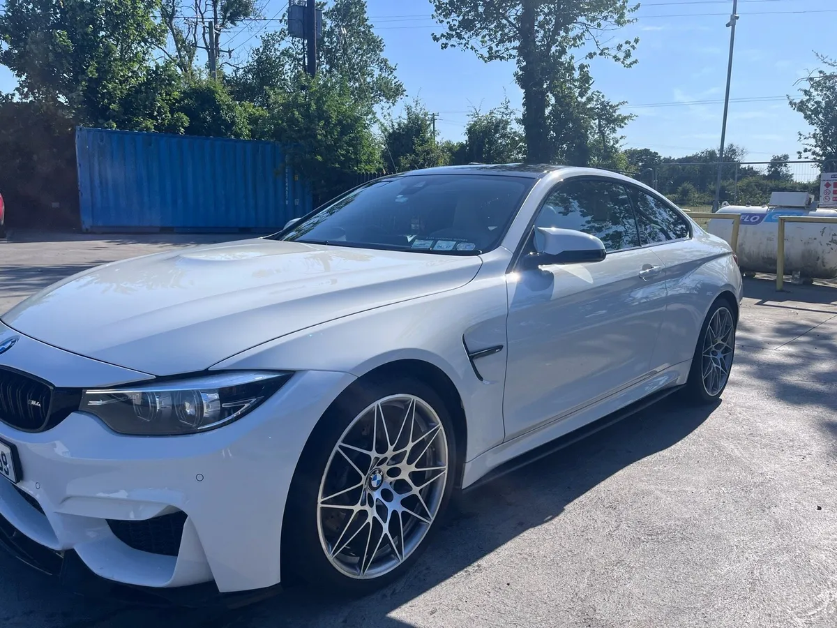 BMW M4 2018 Competition automatic - Image 3