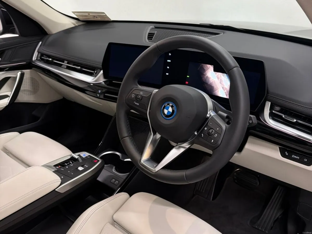 BMW iX1 eDrive20 xLine - Image 6