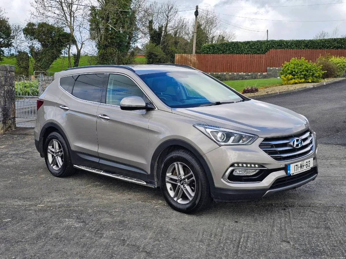 2017 Hyundai Santa Fe executive - Image 5