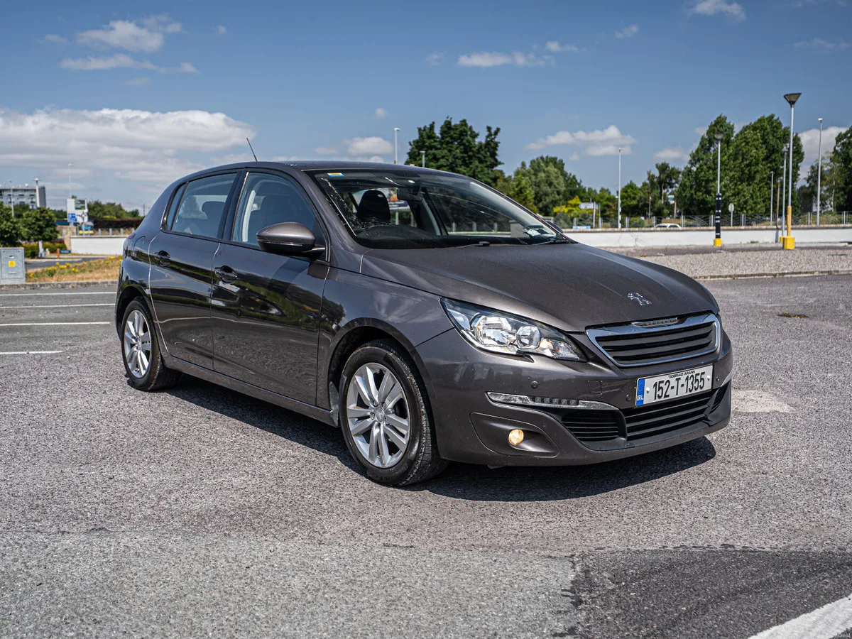 Peugeot 308 2015 - Image 1