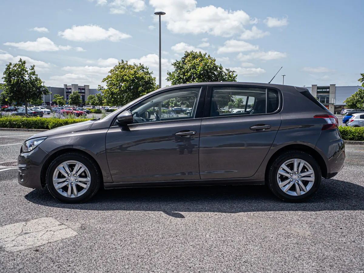 Peugeot 308 2015 - Image 5