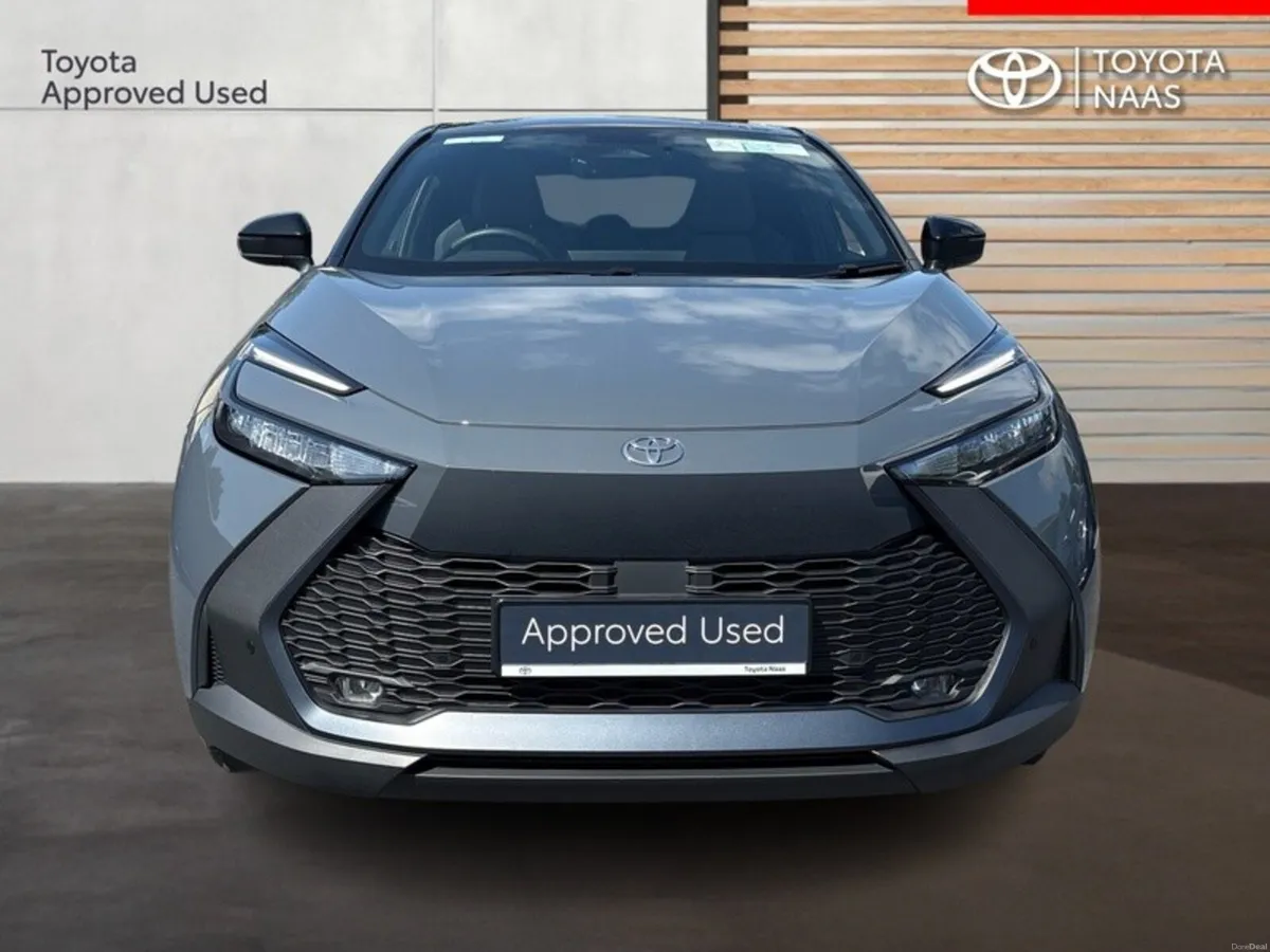 Toyota C-HR EX - DEMO C-HR PHEV SPORT+ - Image 5