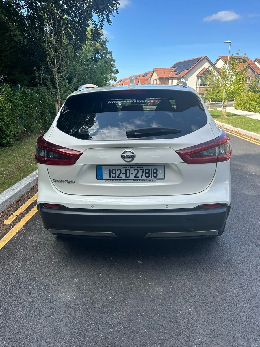 NISSAN QASHQAI 1.5 TEKNA Auto - Low Mileage - Image 4