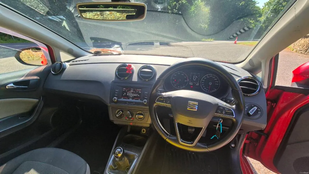 Seat ibiza 1.0 petrol mpi 75PS - Image 4