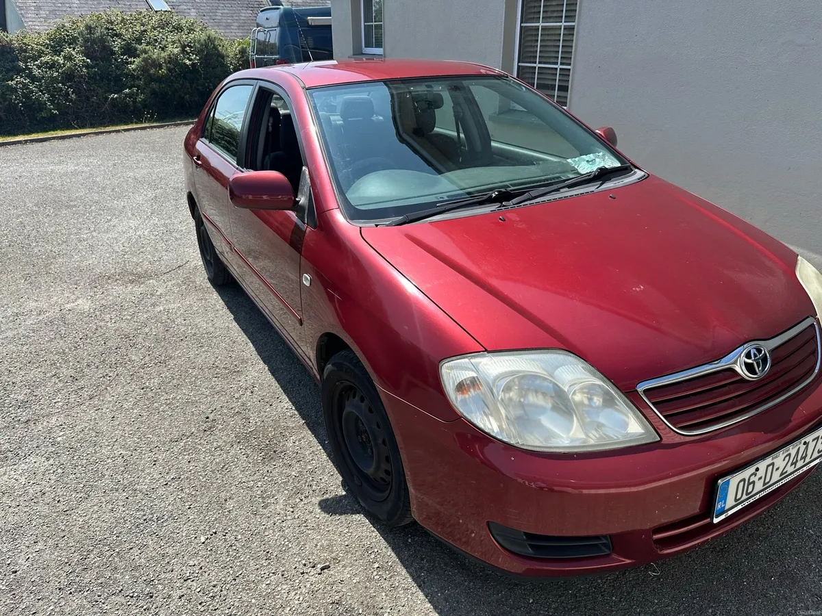 Toyota Corolla - Image 2