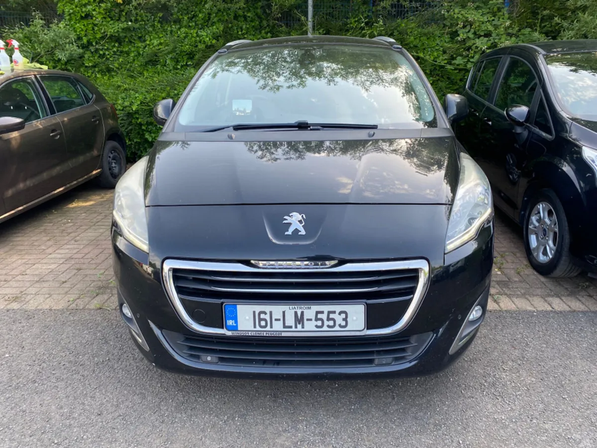 Peugeot 5008 FAMILY 1.6 BLUE LEATHER - Image 2