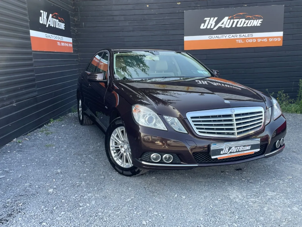 Mercedes-Benz E-Class 200 CDI BLUE EFFICIENCY ELEG - Image 1
