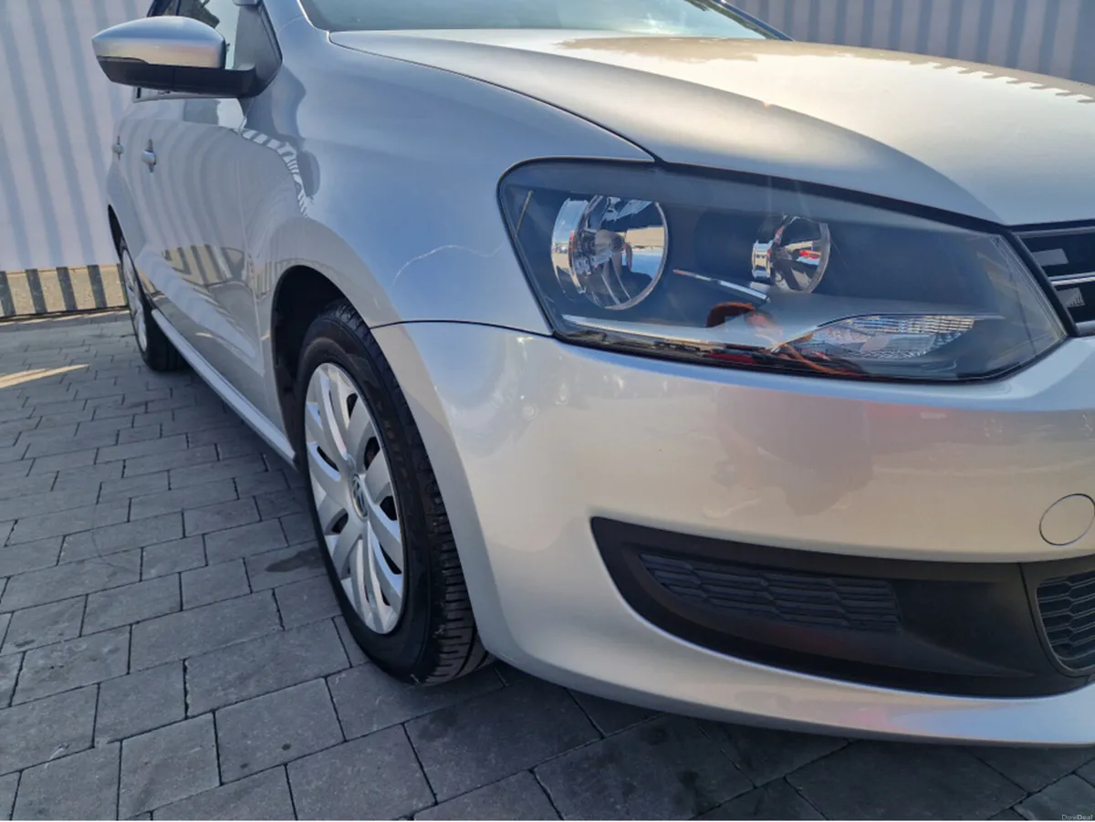 Volkswagen Polo 1.2 PETROL AUTO - Image 2