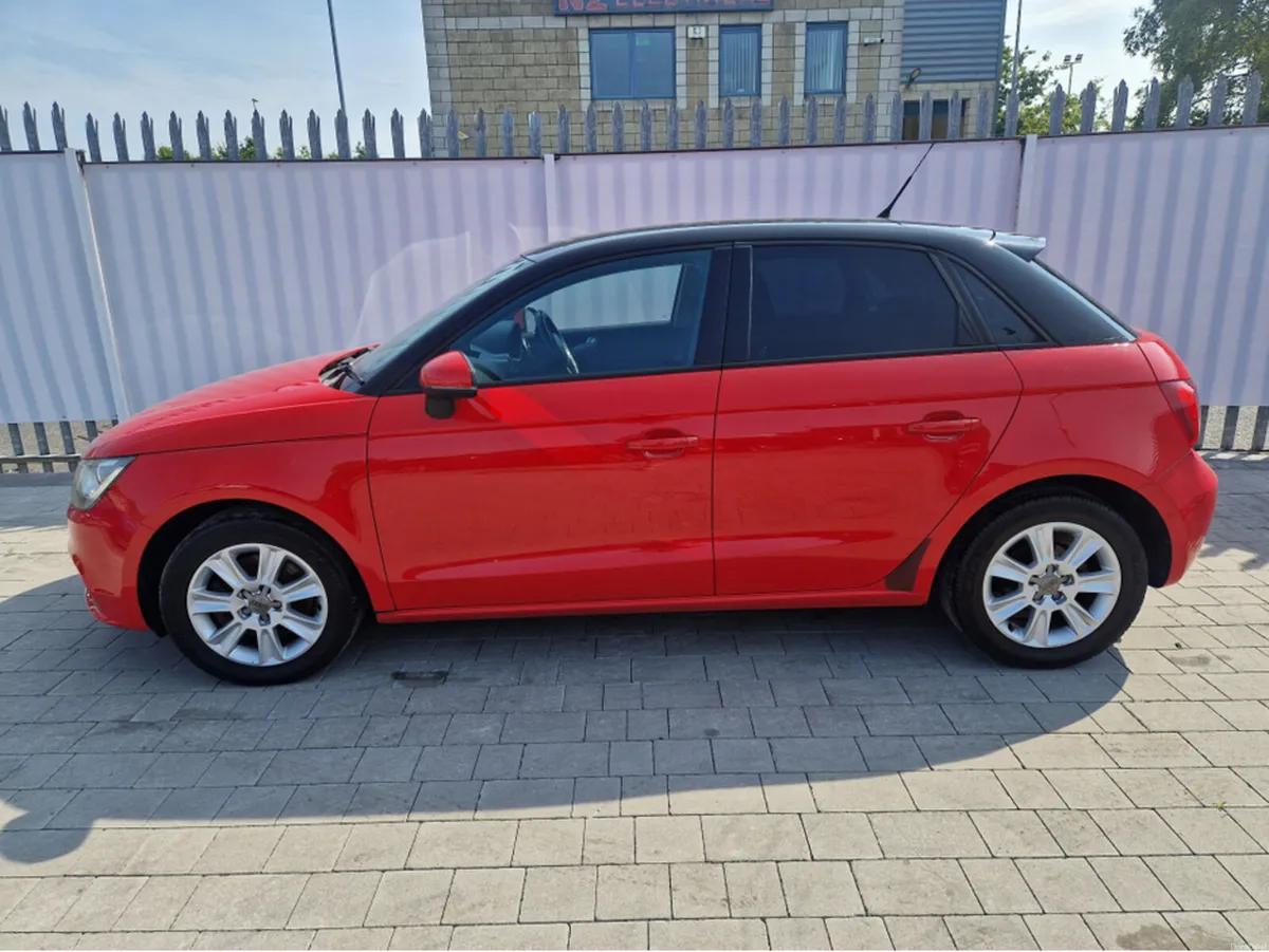 Audi A1 1.4 PETROL AUTO - Image 6