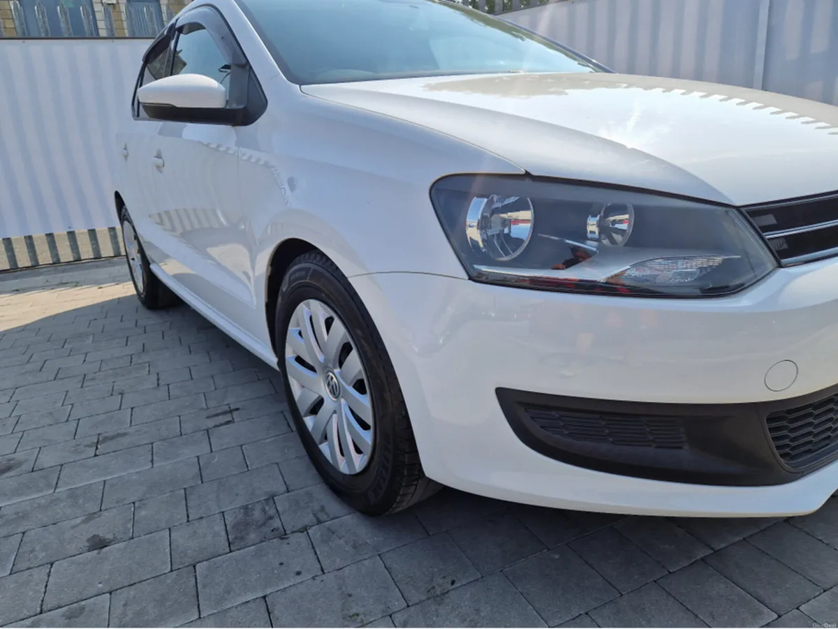 Volkswagen Polo 1.2 PETROL AUTO - Image 2