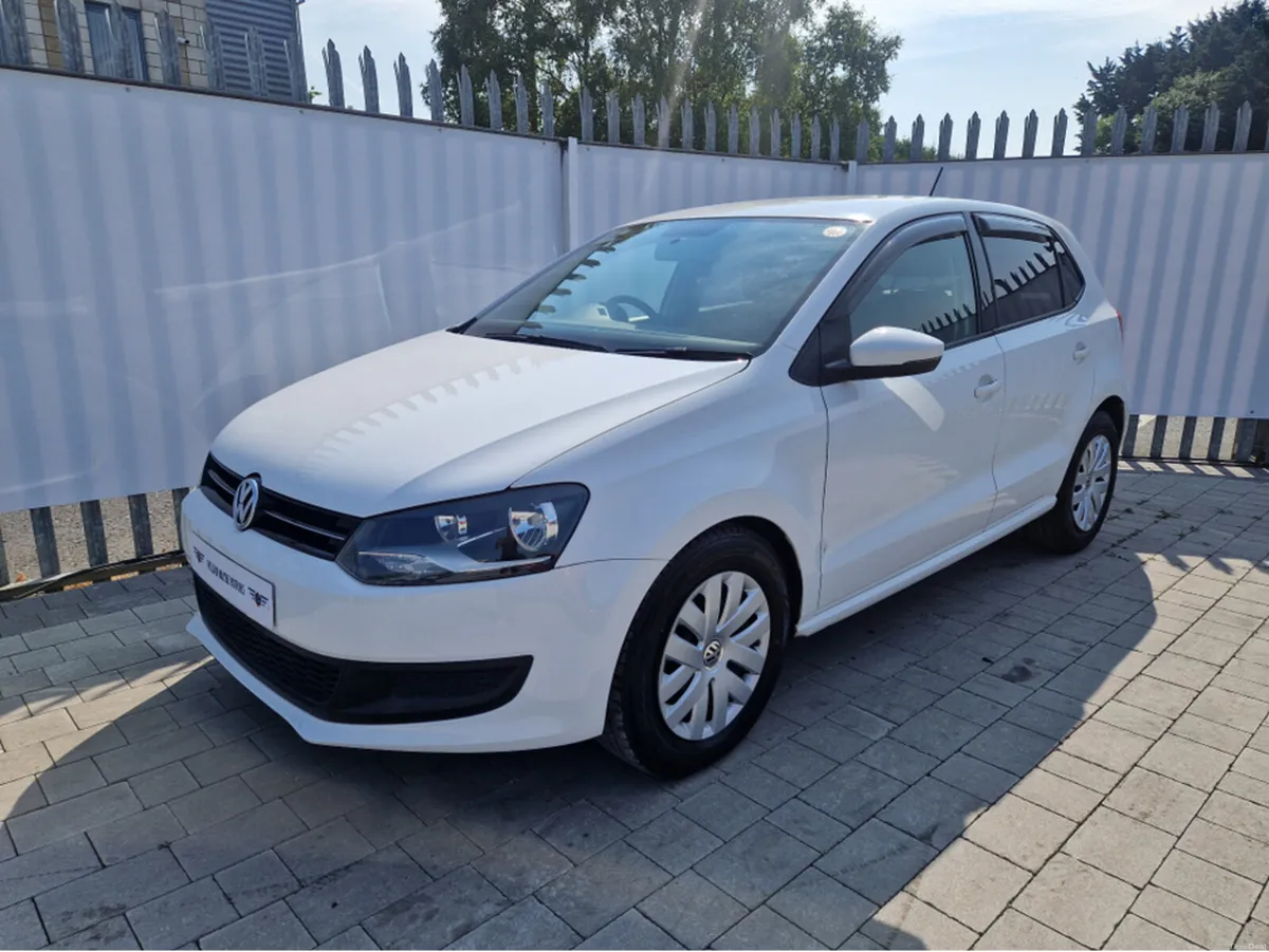 Volkswagen Polo 1.2 PETROL AUTO - Image 4