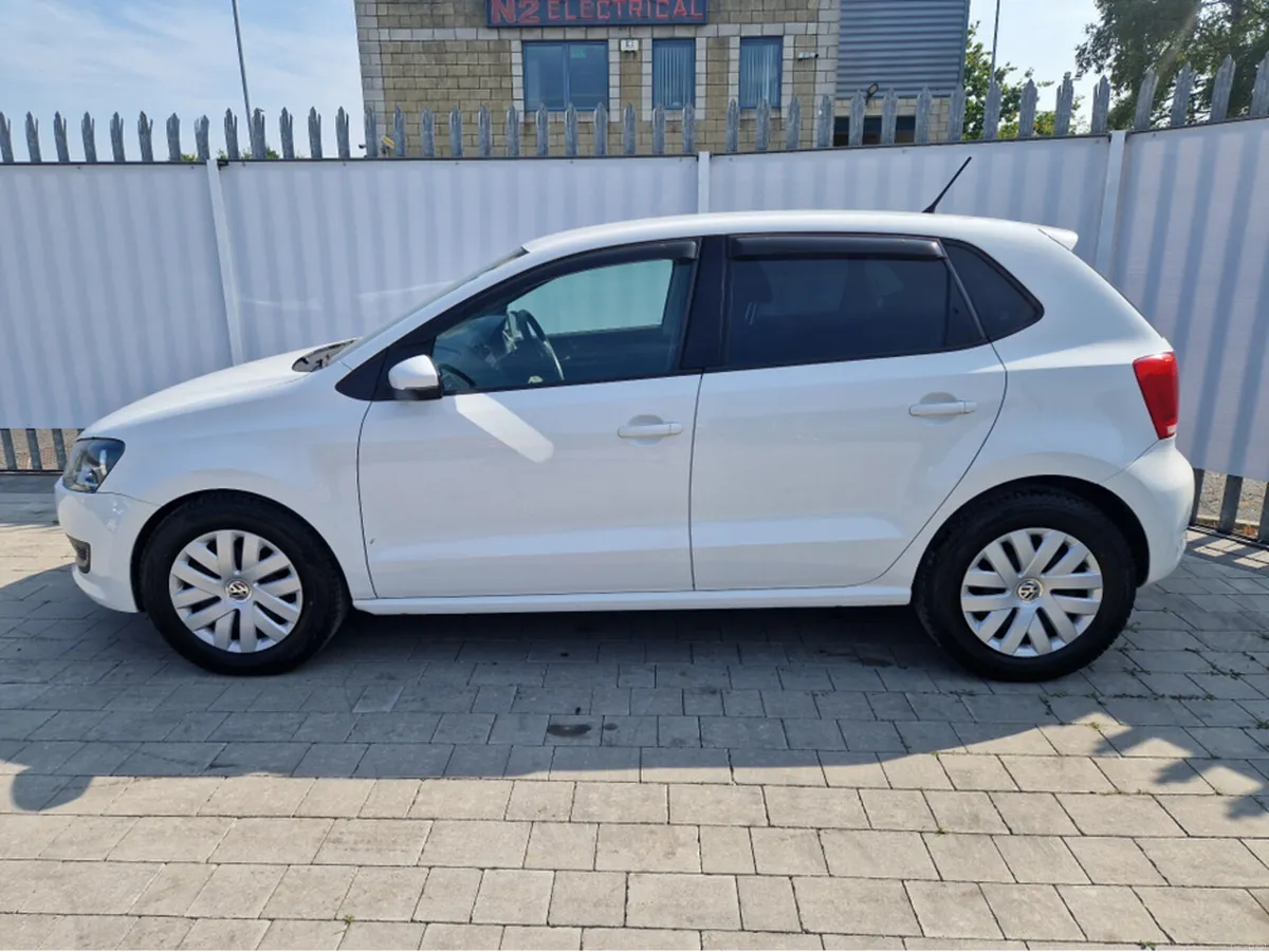 Volkswagen Polo 1.2 PETROL AUTO - Image 6
