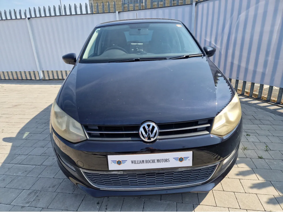 Volkswagen Polo 1.2 PETROL AUTO - Image 3