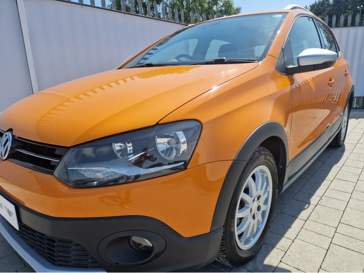 Volkswagen Polo 1.2 PETROL AUTO - Image 4