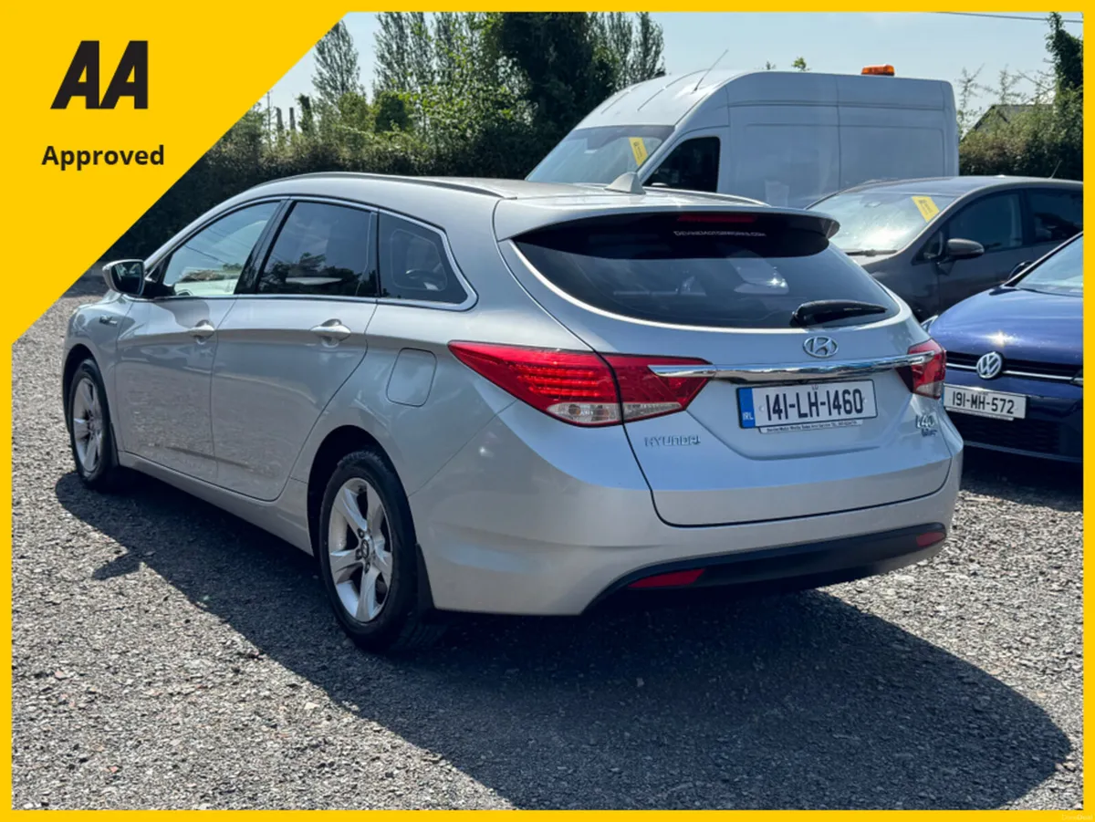 Hyundai i40 EXECUTIVE 4DR - Image 3