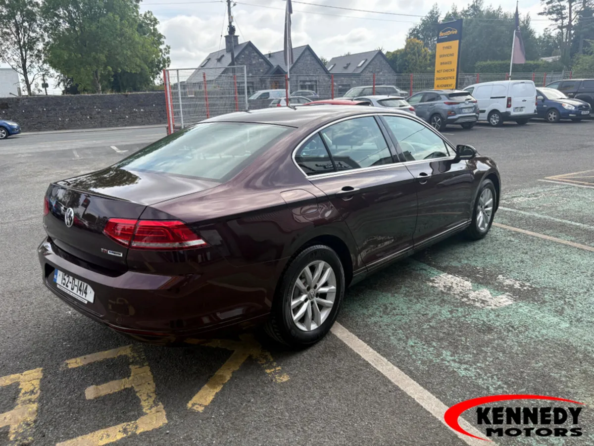 Volkswagen Passat COMFORTLINE 1.6 TDI MANUAL 6SPEE - Image 4