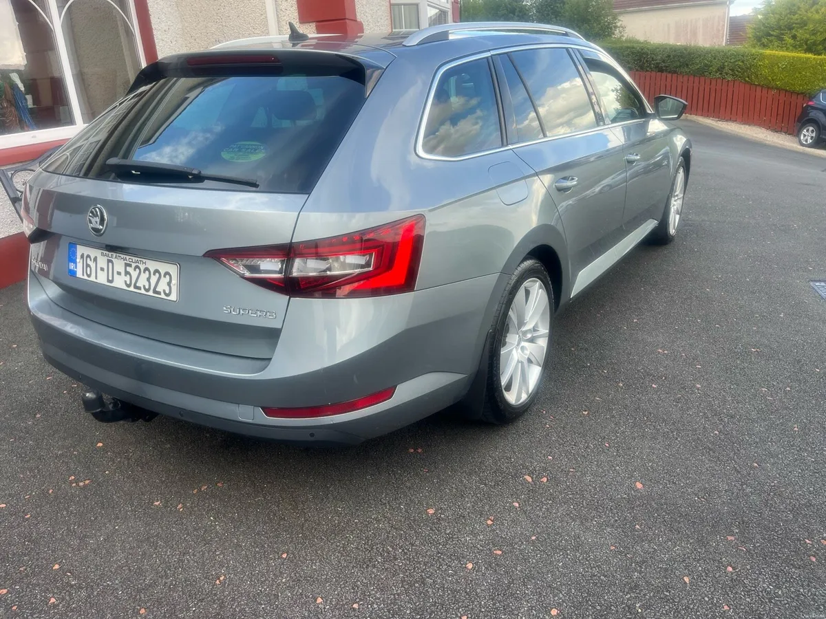 2016 Skoda superb 2.0TDI executive estate automati - Image 4
