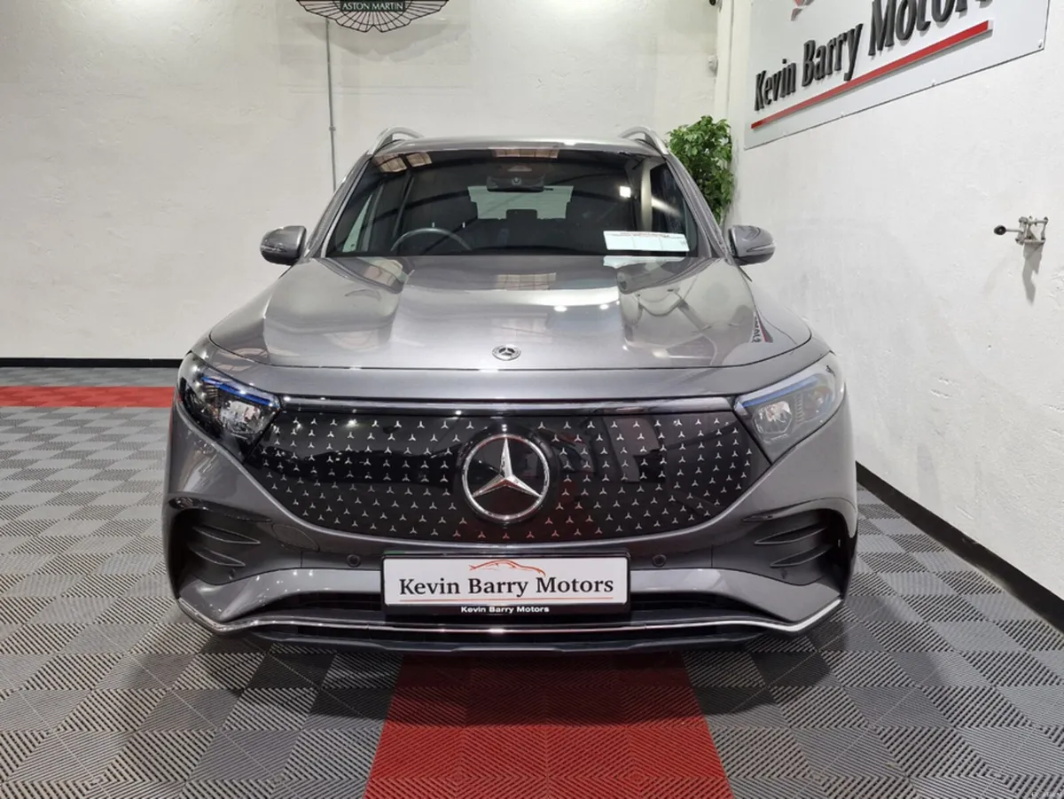 Mercedes-Benz EQB 250+ AMG LINE EXECUTIVE (70.5KWH - Image 2