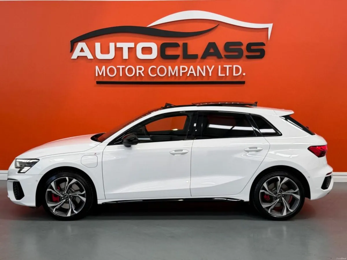 Audi A3 SPORTBACK TFSI E S LINE COMPETITION - Image 3