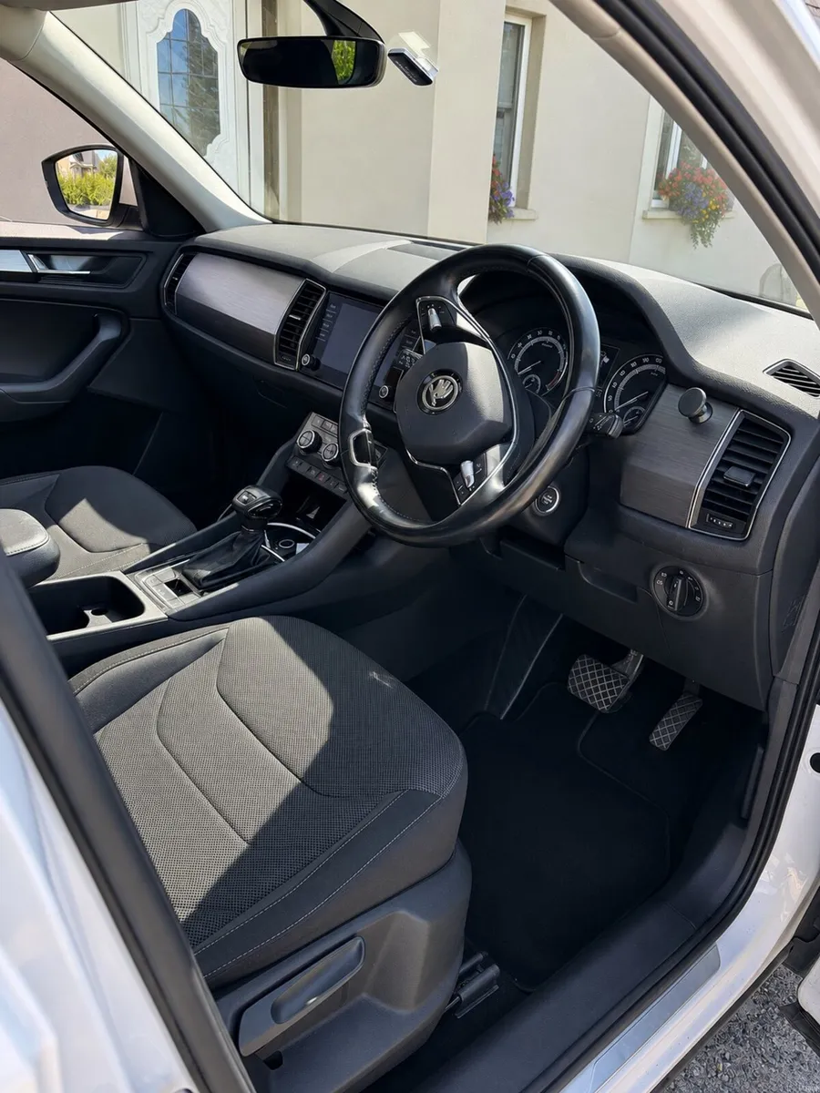 Skoda Kodiaq Ambition Diesel 7 Seats Automatic - Image 4