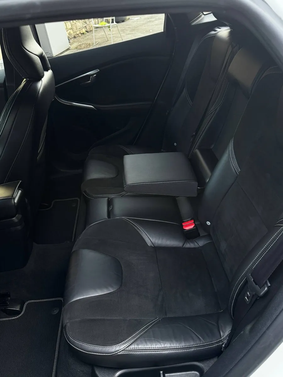 Volvo V40 D4 R-Design | 207k km | NCT 12/26 - Image 5