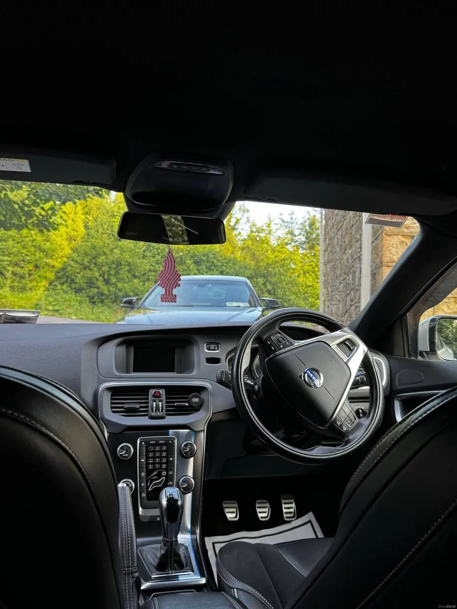 Volvo V40 D4 R-Design | 207k km | NCT 12/26 - Image 6