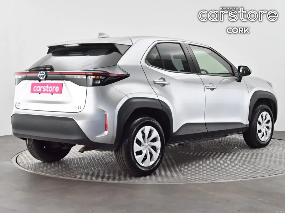 Toyota Yaris Cross 1.5 Hybrid CVT Luna - Image 5