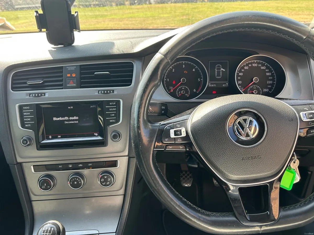 Volkswagen Golf 2015 - Image 4