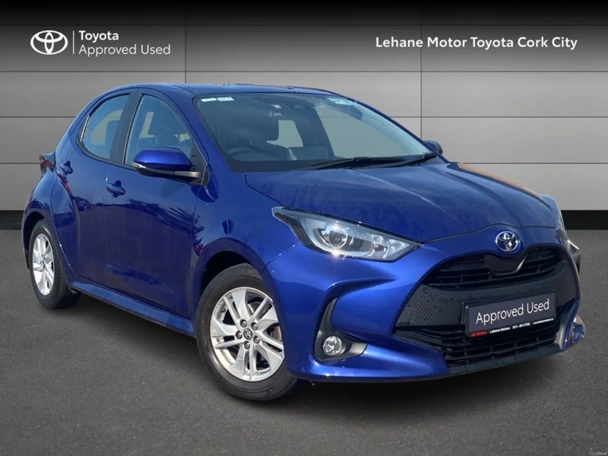 Toyota Yaris 1.0 LUNA 4DR - Image 1