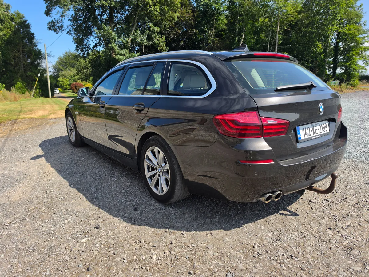 BMW 5-Series 2014 - Image 6