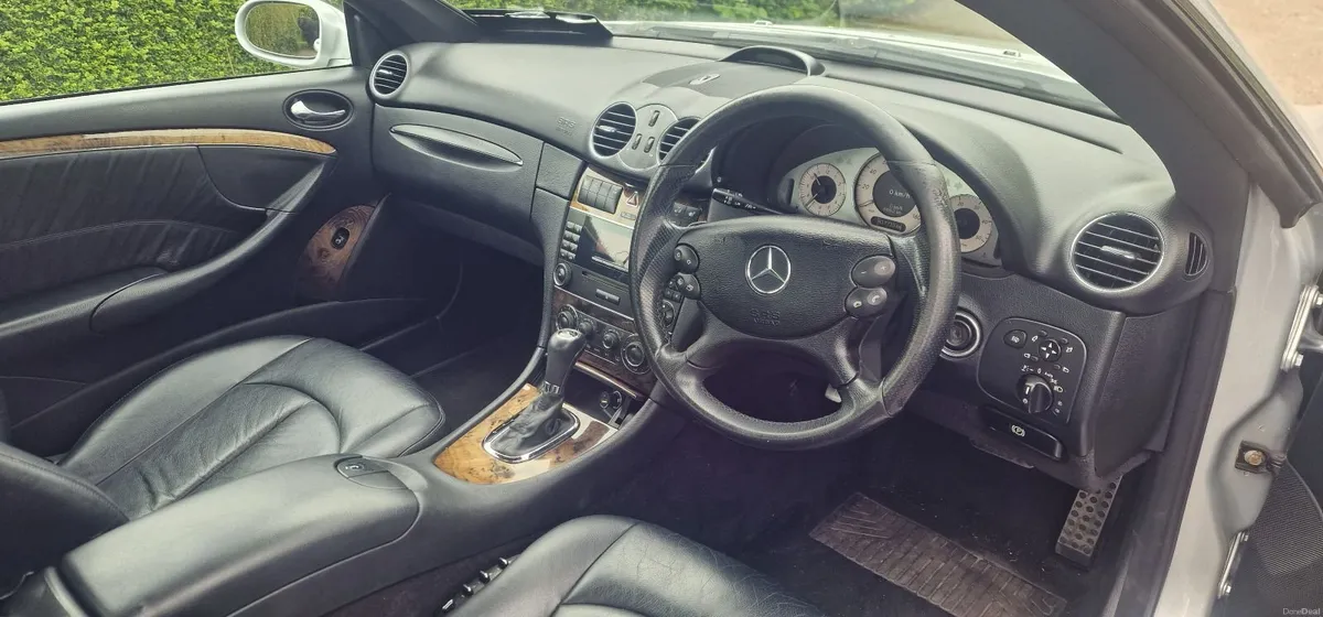 Mercedes-Benz CLK 2009 amg Coupe - Image 6