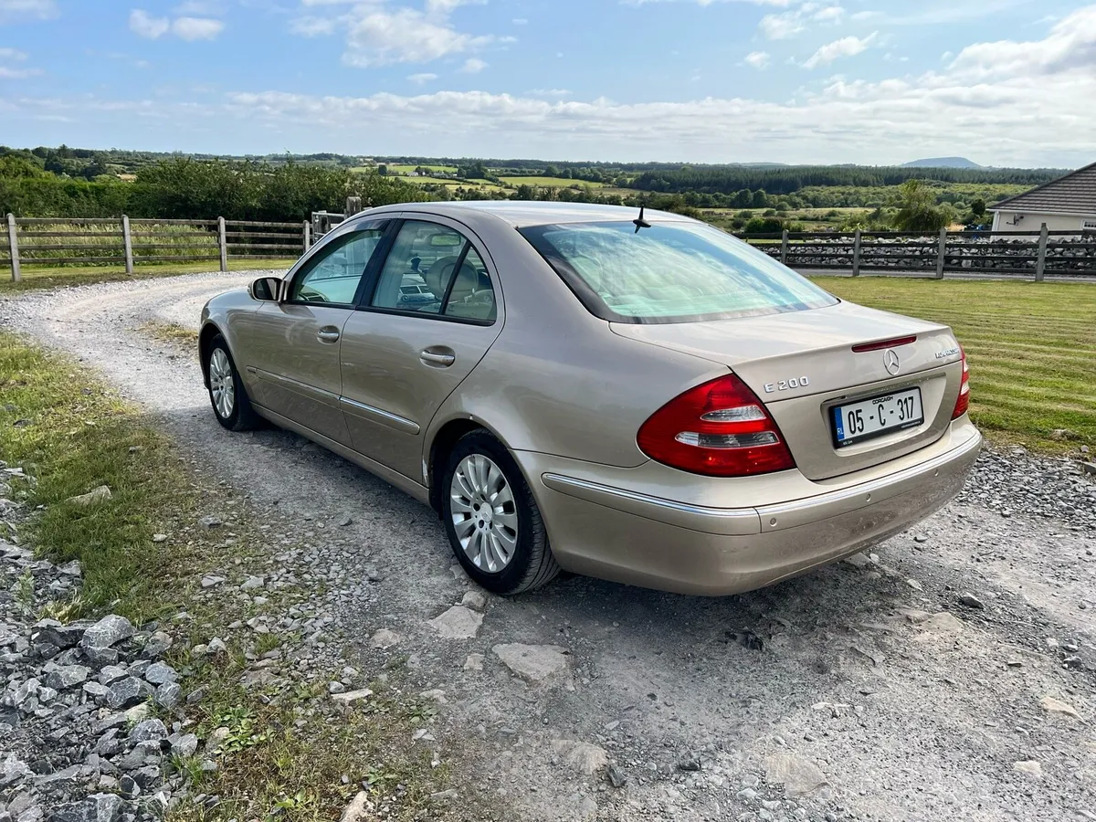 2005 Mercedes Benz E-Class E 200 Auto - Image 4