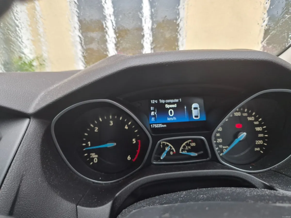 Ford Focus 2016 - Image 2