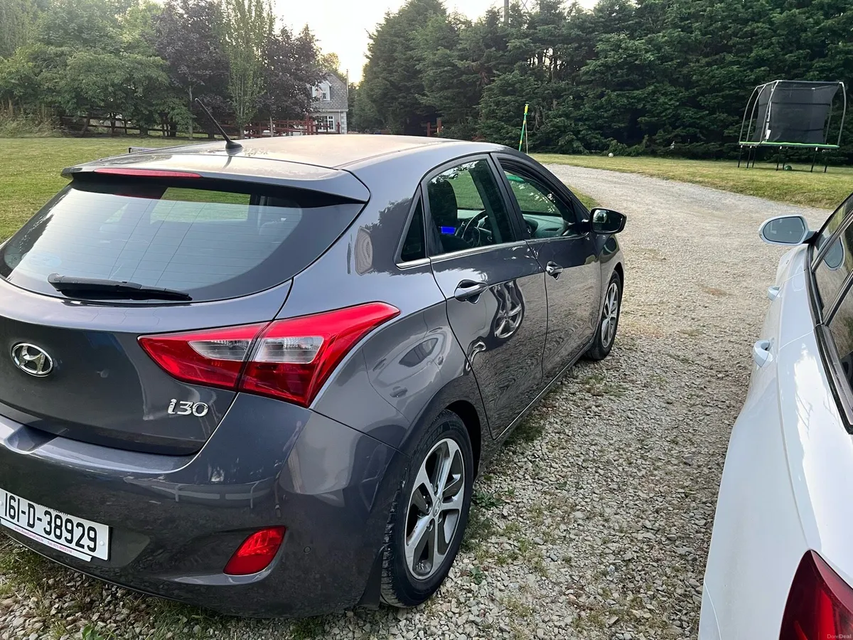 Hyundai i30 - Image 4