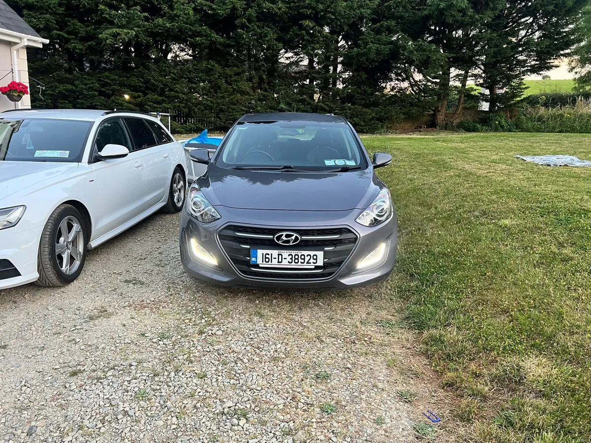 Hyundai i30 - Image 1