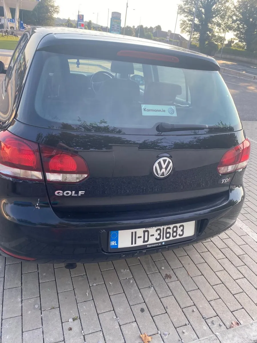 Volkswagen Golf 2011 - Image 1