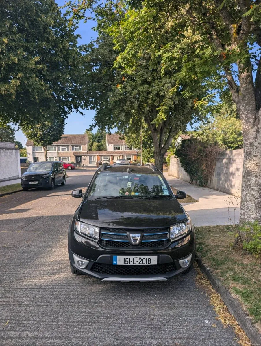 2015 Dacia Sandero Stepway Signature 1.5 dCi 90 - Image 2