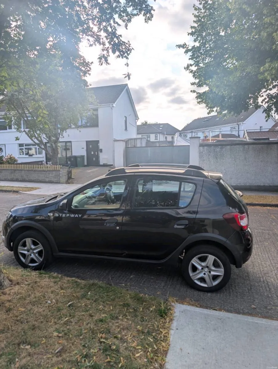 2015 Dacia Sandero Stepway Signature 1.5 dCi 90 - Image 6