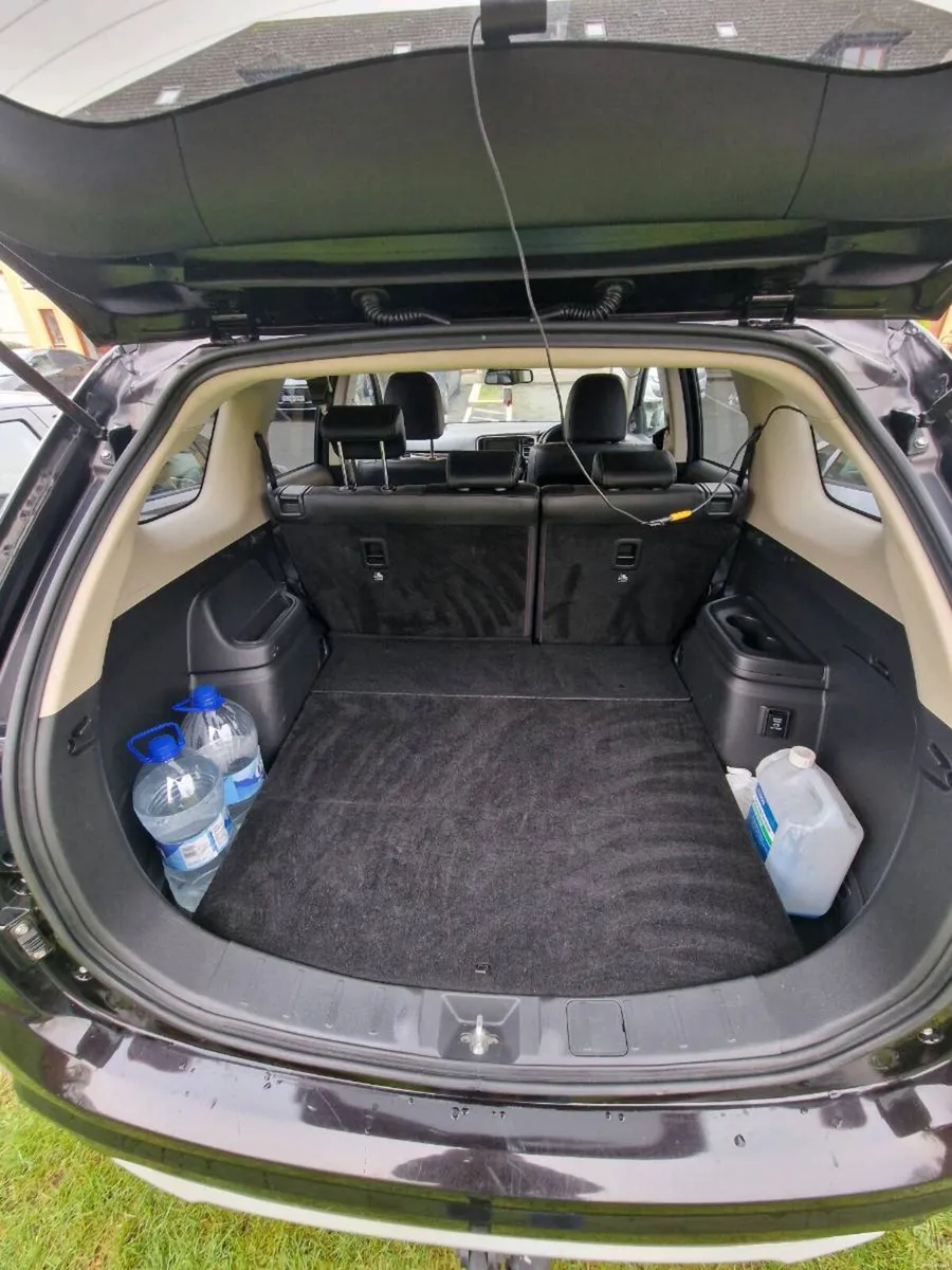 172 Mitsubishi Outlander - NCT Till 10/2027 - Image 4