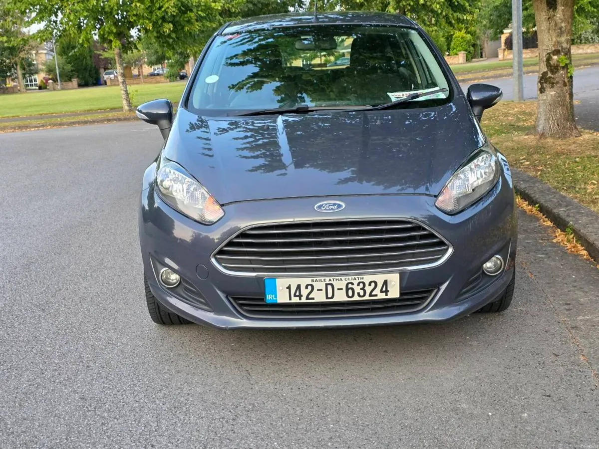 142 Ford Fiesta 1.25 Zetec A/C NCT & Tax - Image 2