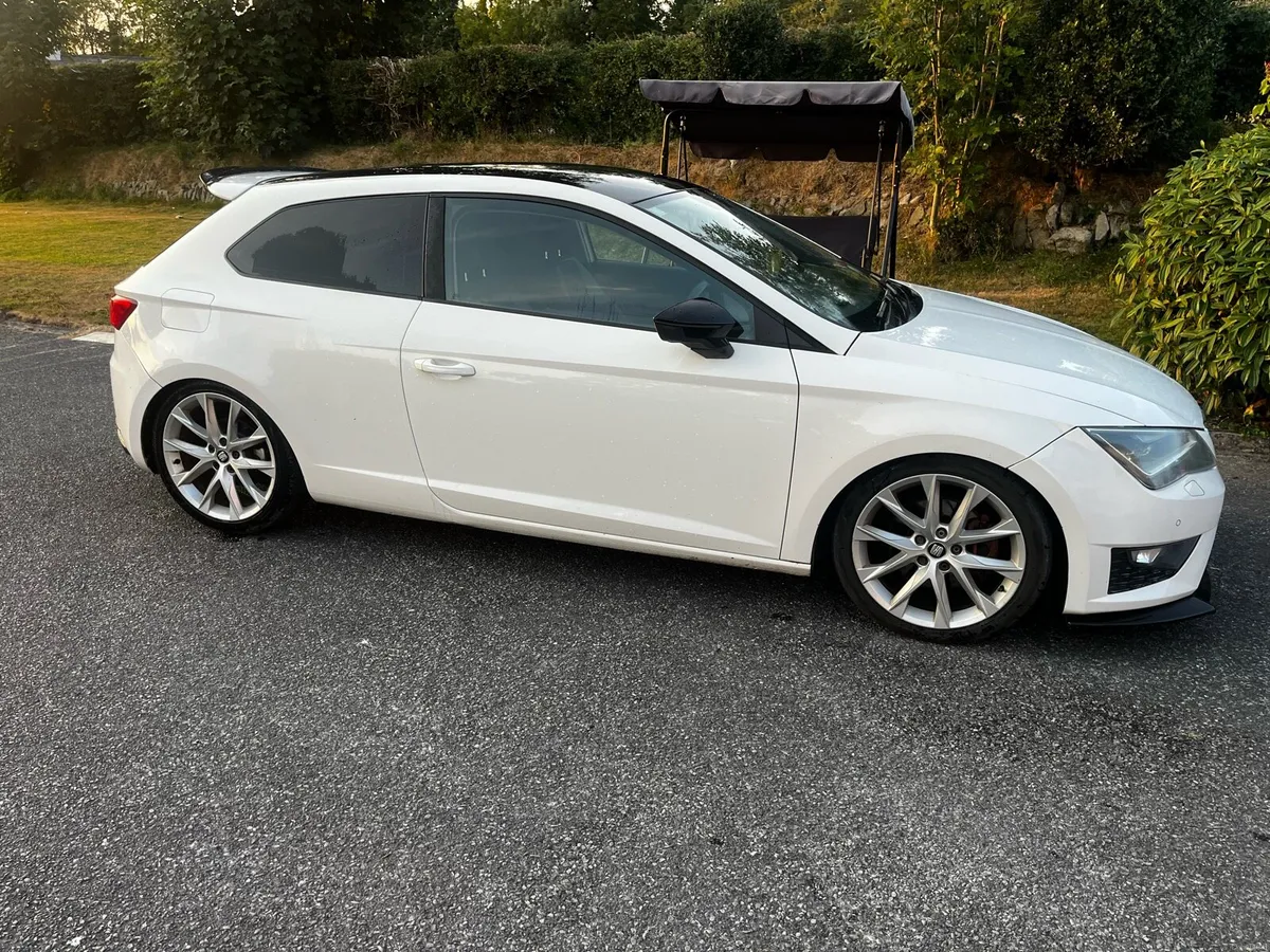 Seat Leon FR 184bhp - Image 2