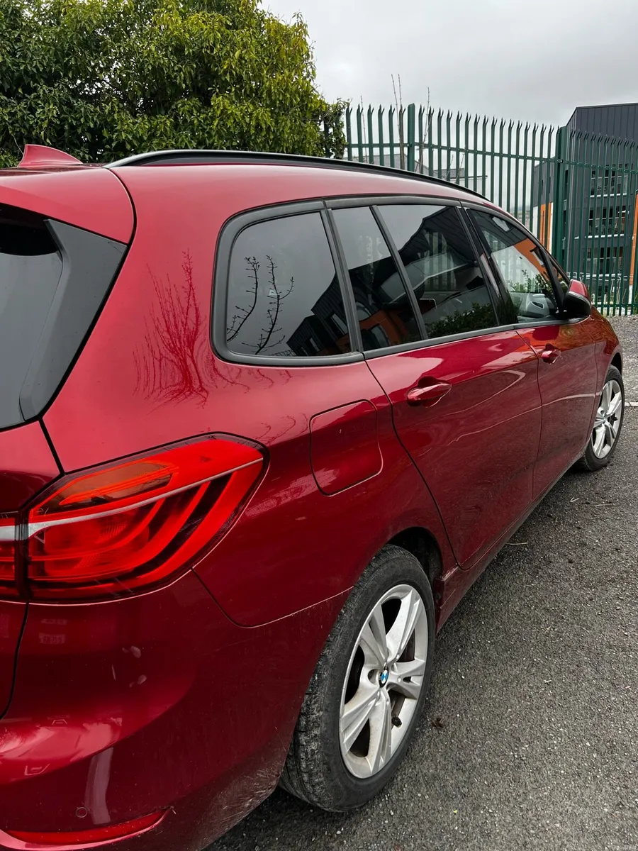 BMW 7 seater - Image 4