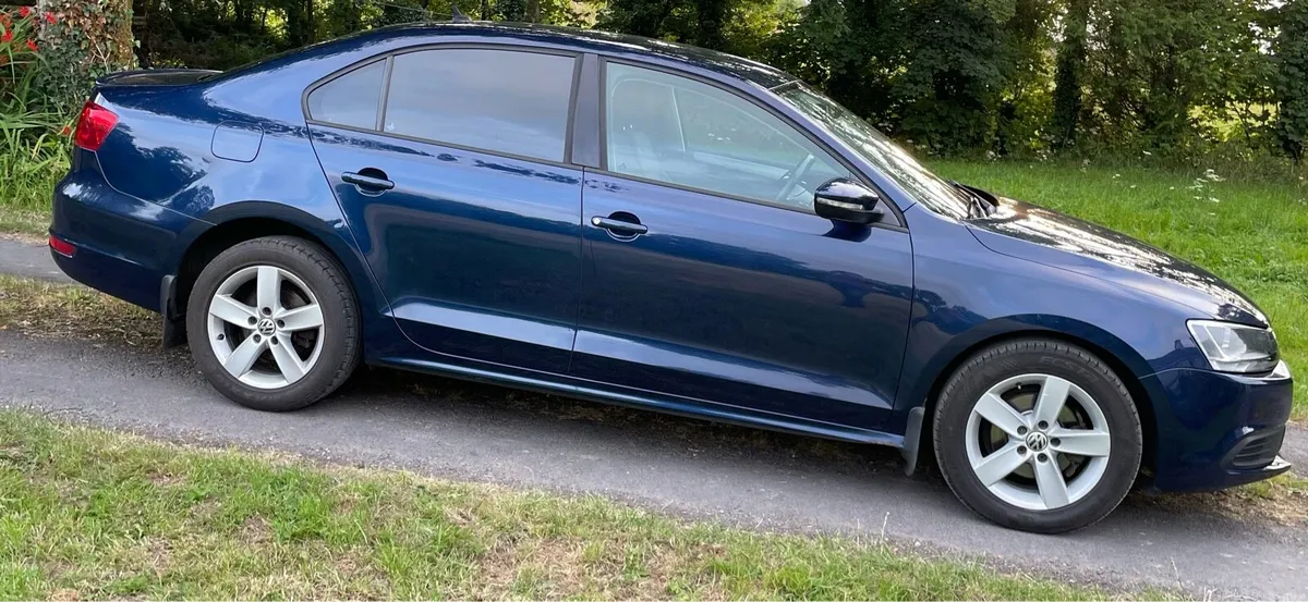 Volkswagen Jetta Low Mileage - Image 4