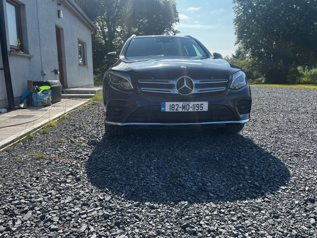 Mercedes Benz GLC 350d V6 Premium Plus AMG - Image 4