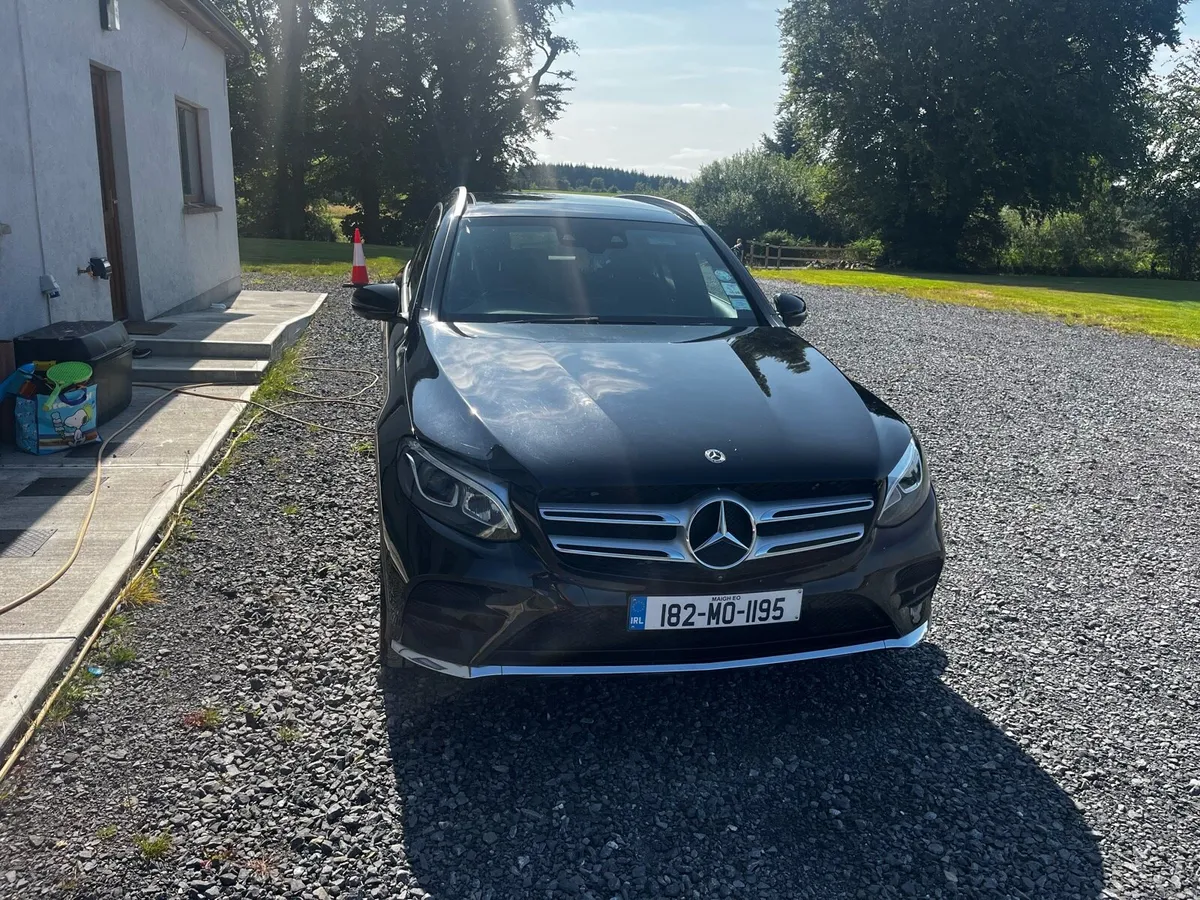 Mercedes Benz GLC 350d V6 Premium Plus AMG - Image 2