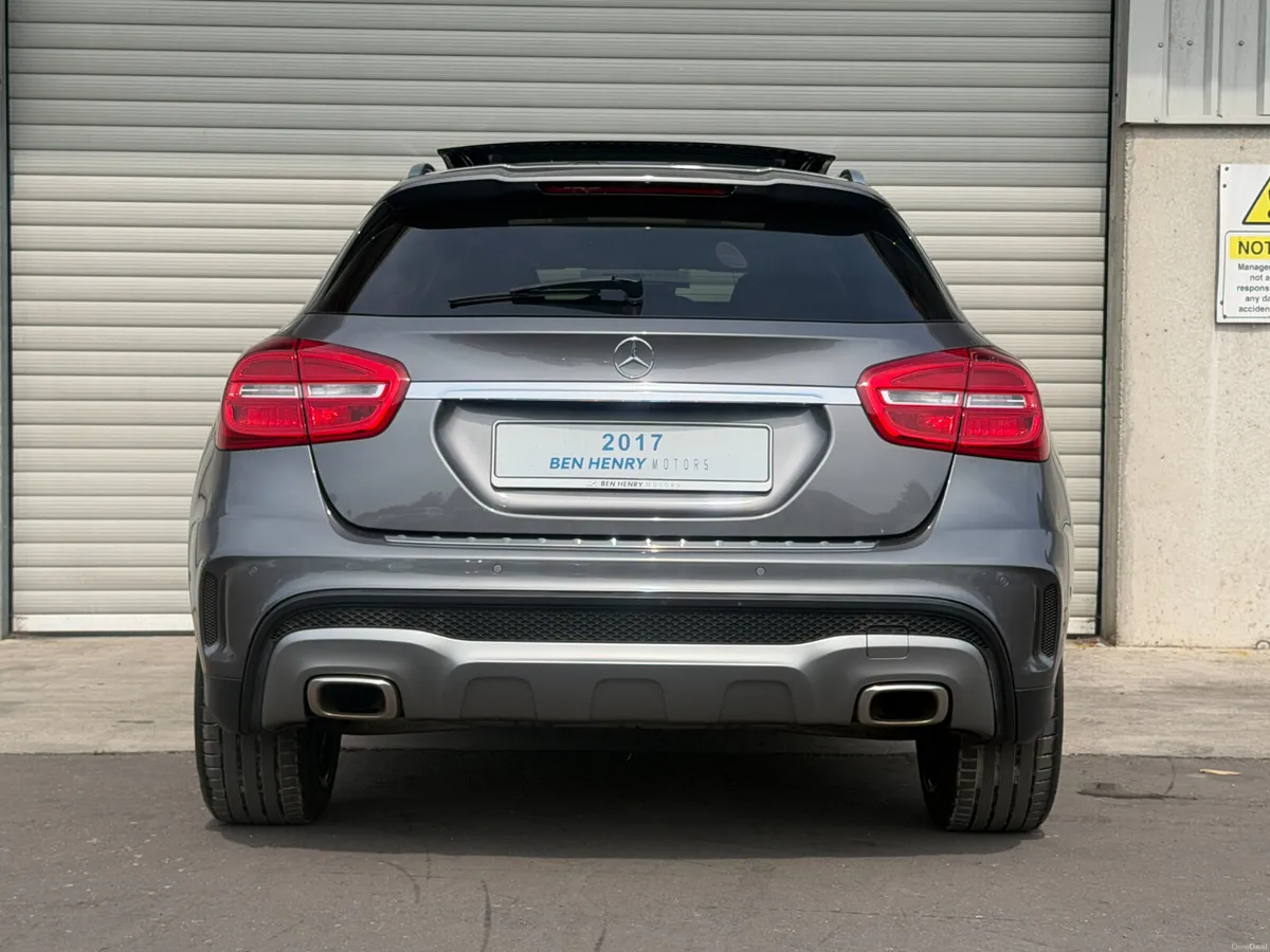 2017 Mercedes-Benz GLA180 1.6 AMG *pan roof* - Image 5