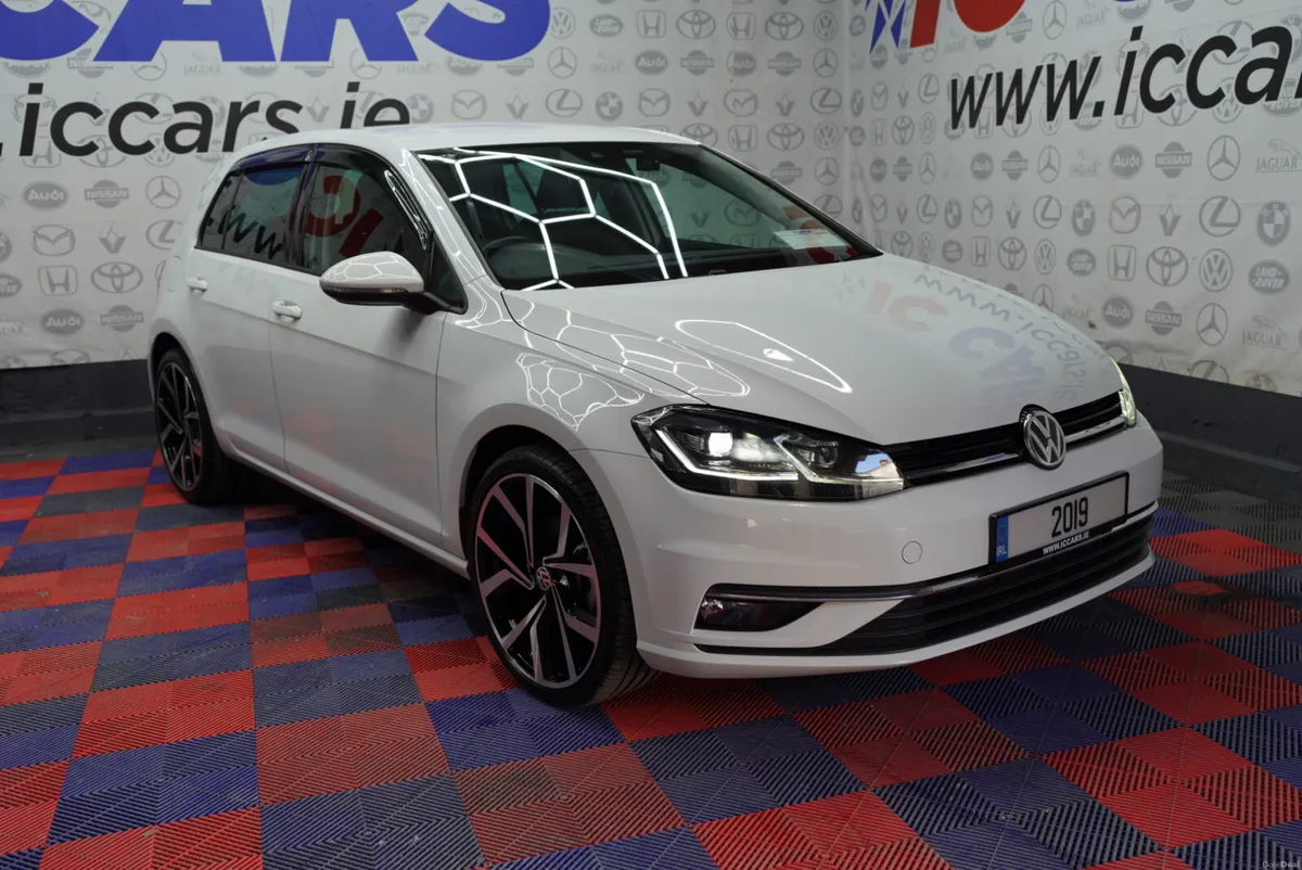 2017 VOLKSWAGEN GOLF 1.2 AUTO - Image 2