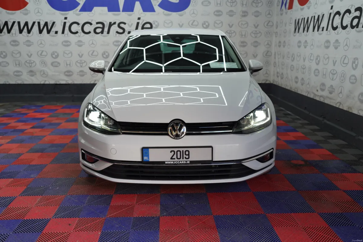 2017 VOLKSWAGEN GOLF 1.2 AUTO - Image 3