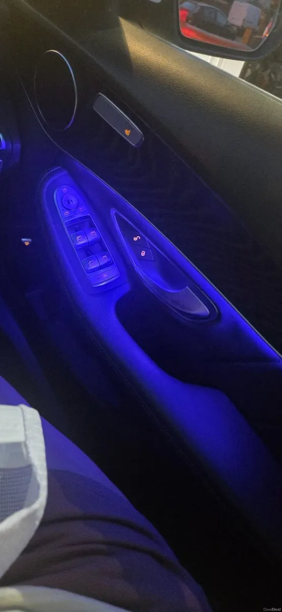Mercedes-Benz C-Class 2020 - Image 6